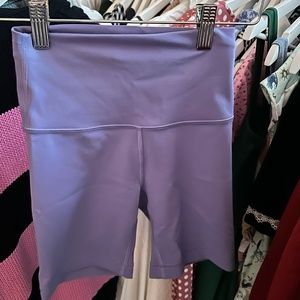 Lululemon Wunder Shorts 6" Size 2